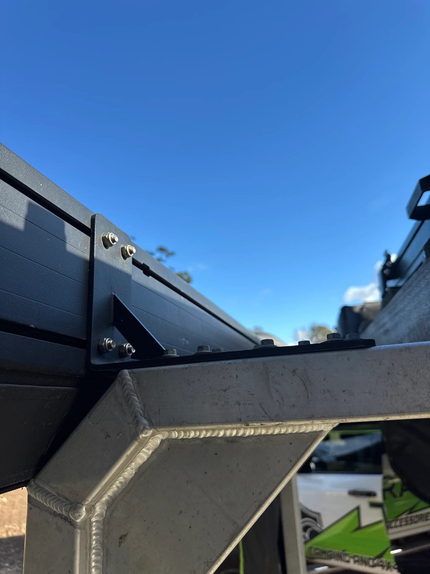 TrackOz Universal L Brackets – Awning Connection Mounts
