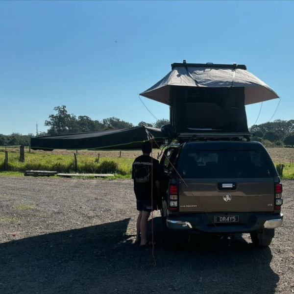 TrackOz Free-Standing 180 Awning