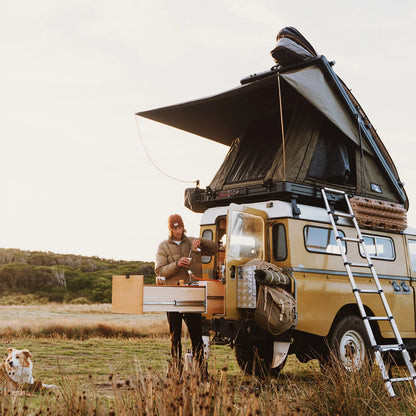 AX27 Clamshell Rooftop Tent