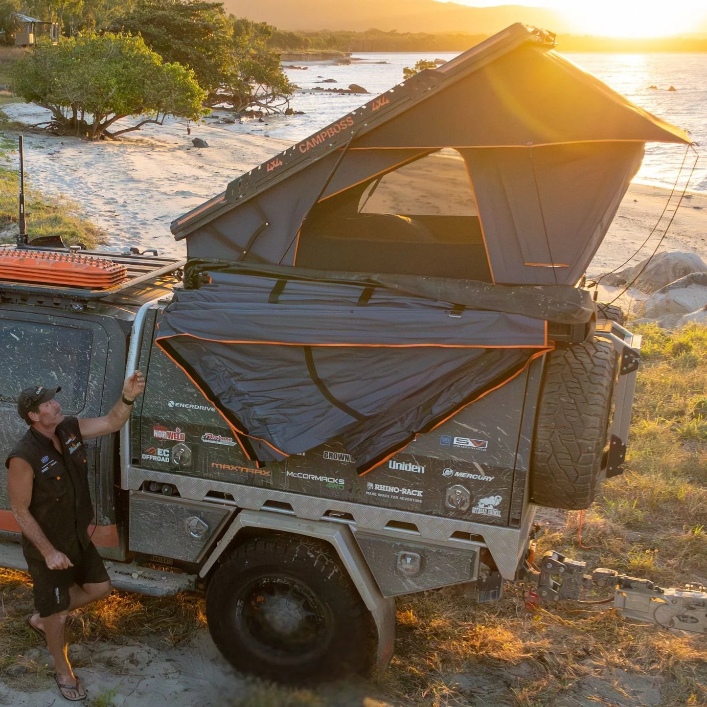 ULTRA X 1.4 ROOFTOP TENT